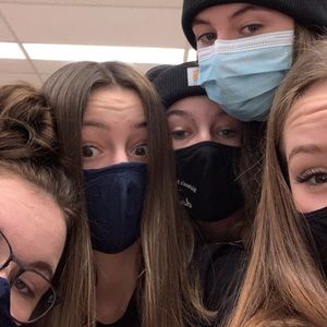 Meet your Posher, Raven